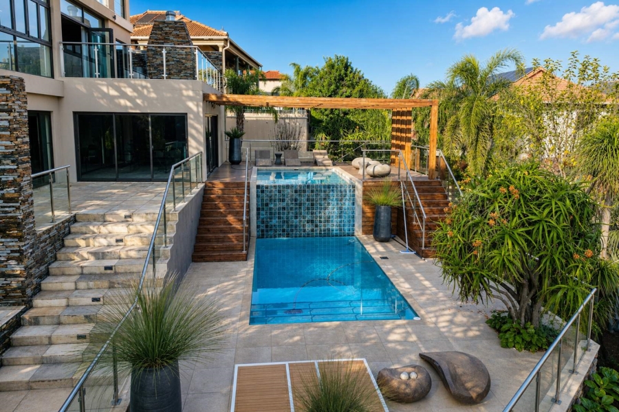 6 Bedroom Property for Sale in Birdwood Estate North West